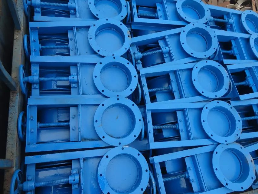 手動插闆閥廠-閘閥特點